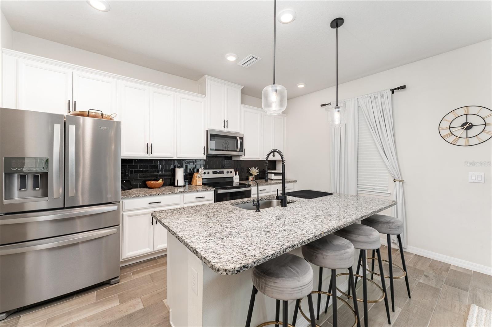 Image 9 of 30 For 13532 Palmera Vista Drive