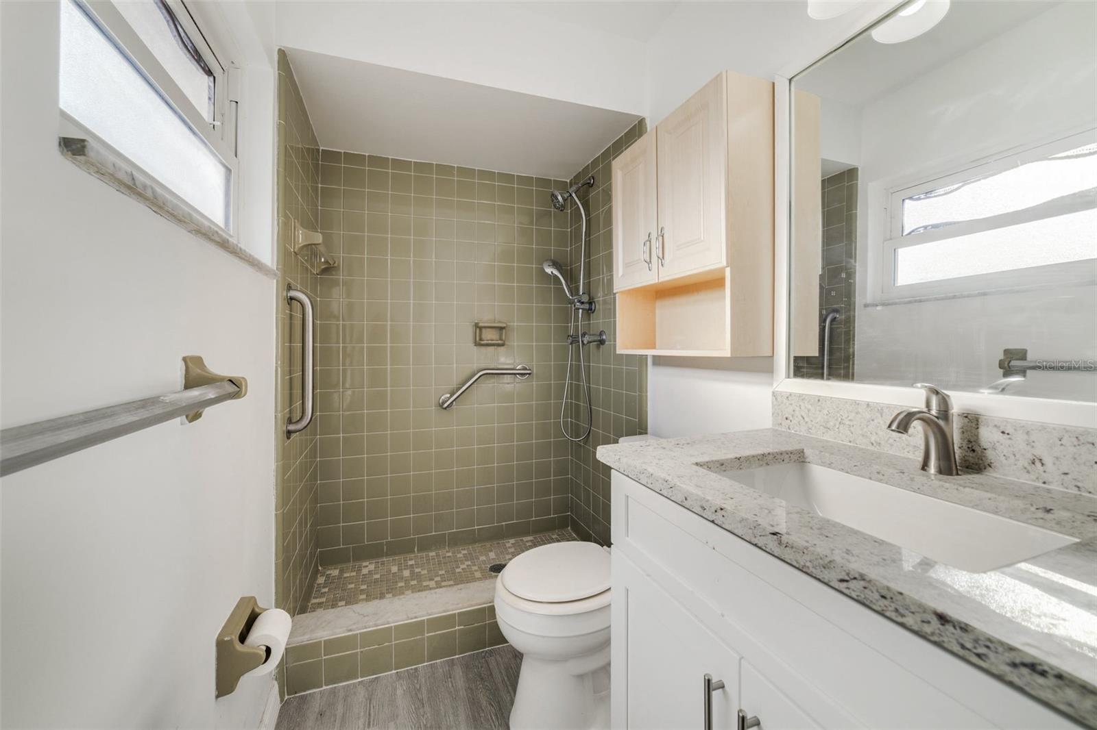 Image 10 of 21 For 5144 Orange Avenue