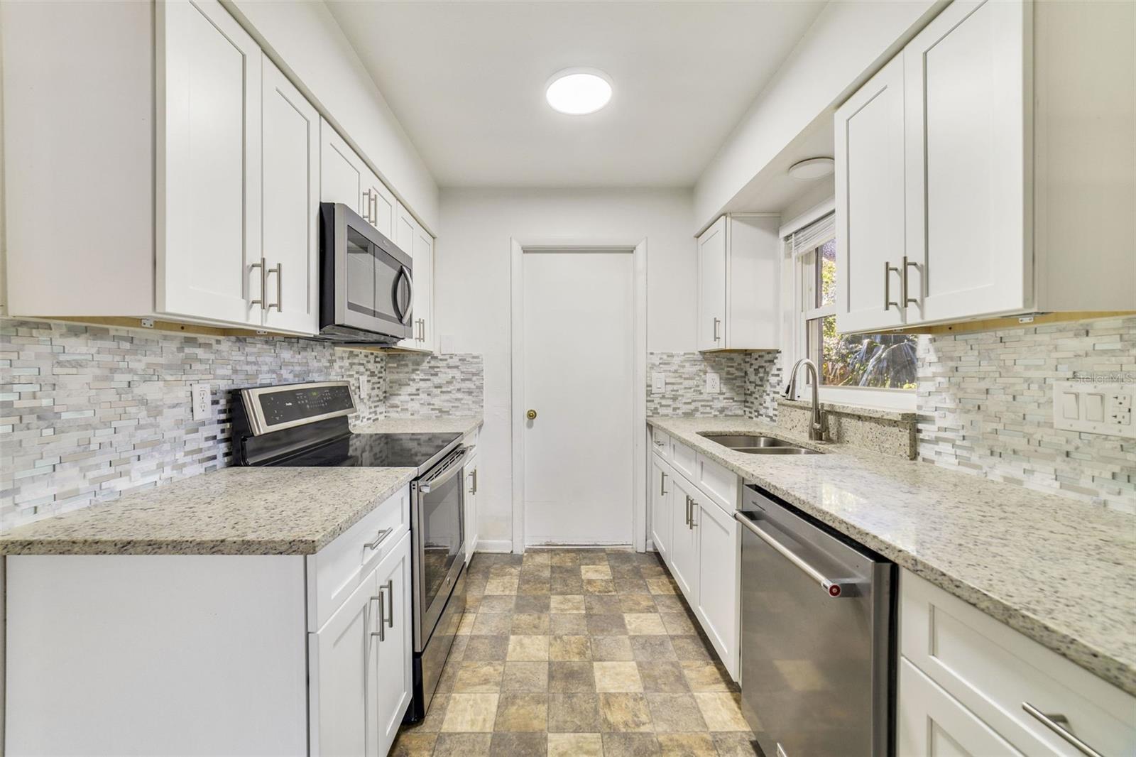 Image 4 of 21 For 5144 Orange Avenue