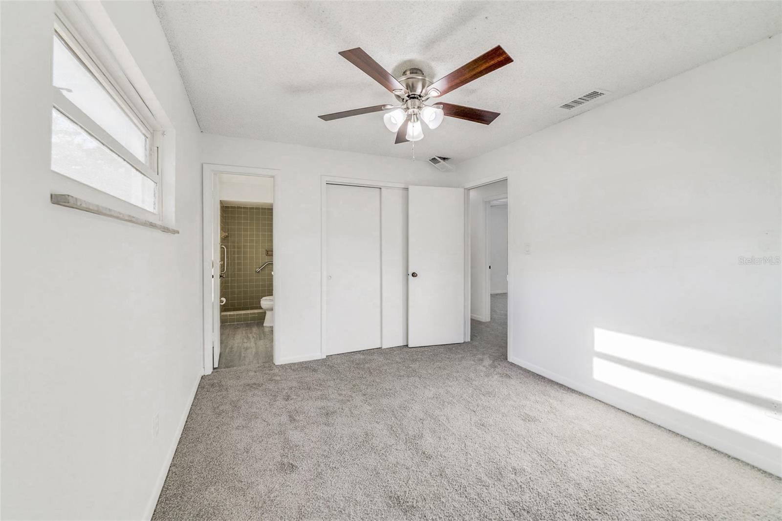 Image 9 of 21 For 5144 Orange Avenue