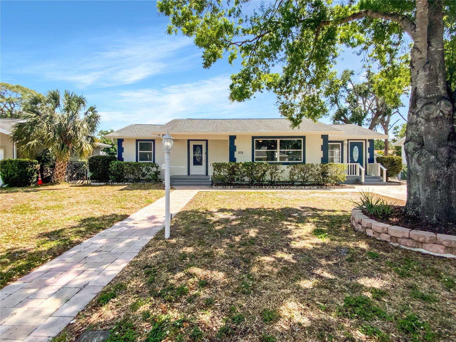 Image 22 of 33 For 1115 31st Street W