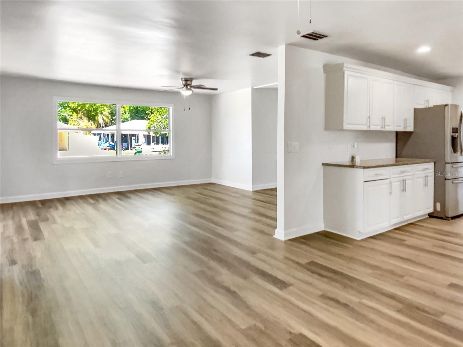 Image 3 of 33 For 1115 31st Street W