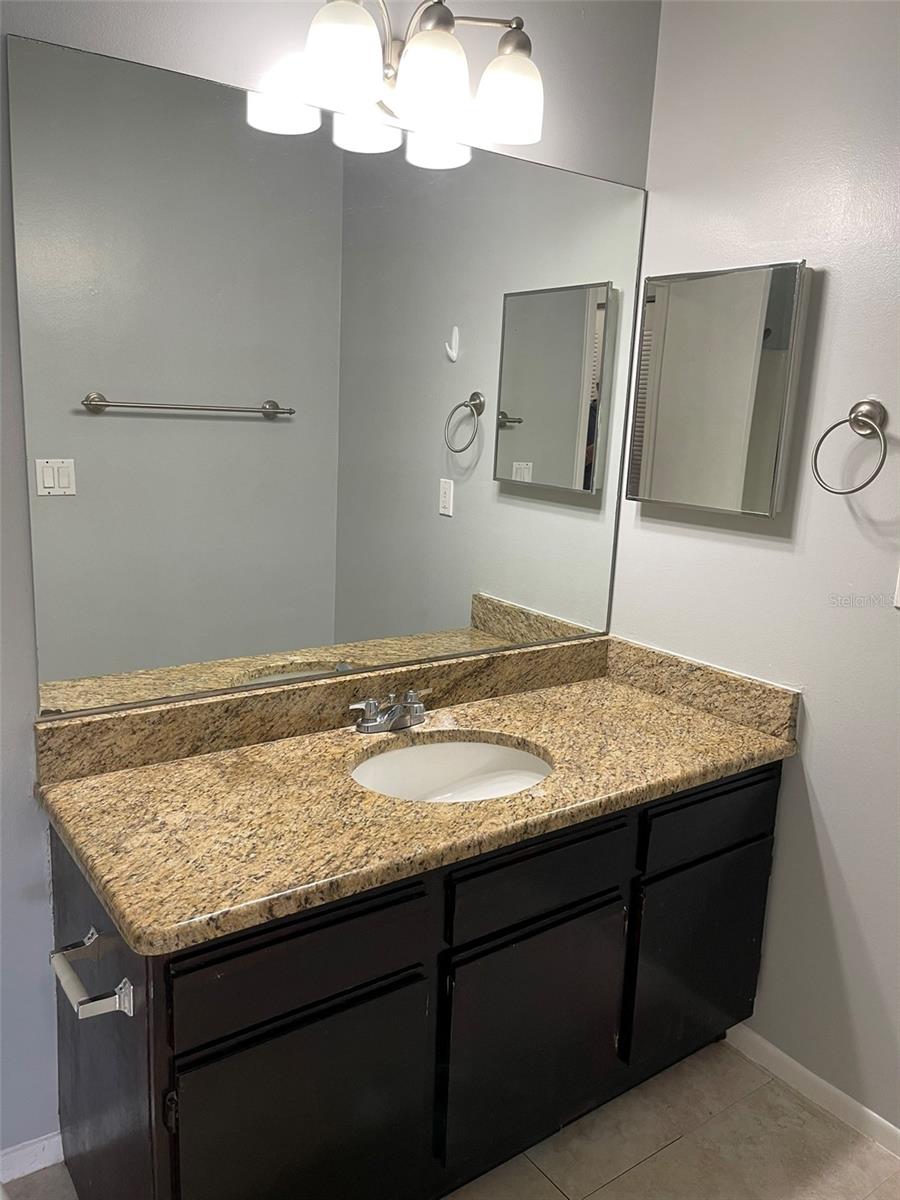Image 15 of 30 For 718 Sugar Bay Way 202