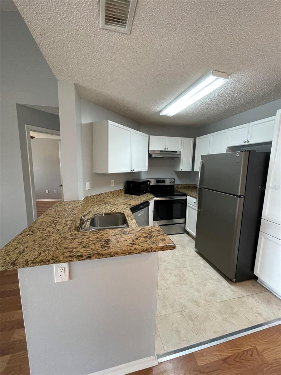 Image 6 of 30 For 718 Sugar Bay Way 202