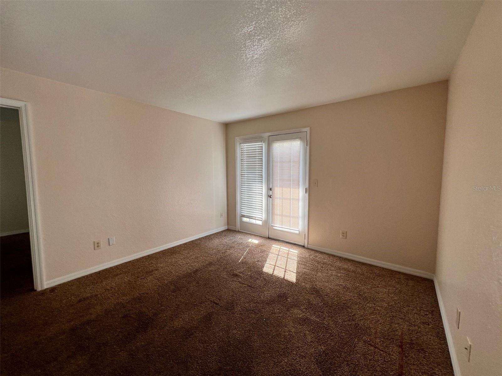 Image 3 of 14 For 2550 Alafaya Trail 4107