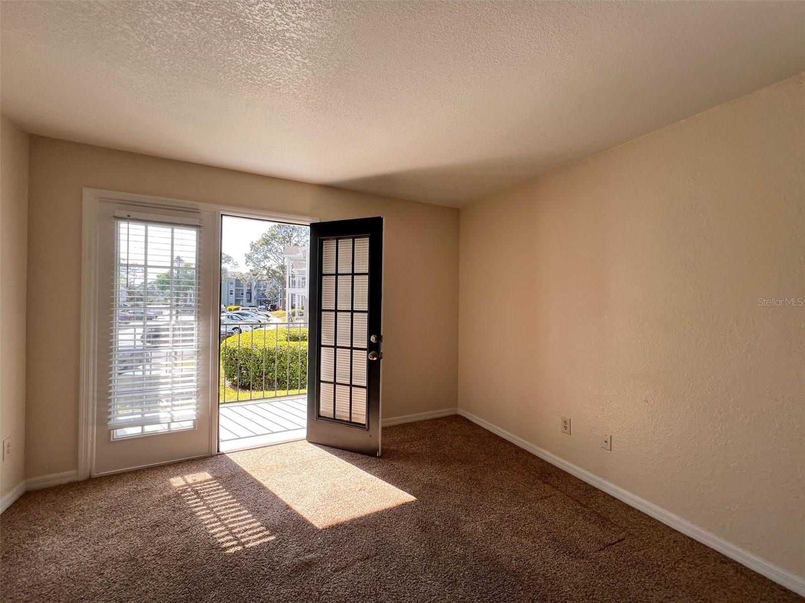 Image 6 of 14 For 2550 Alafaya Trail 4107