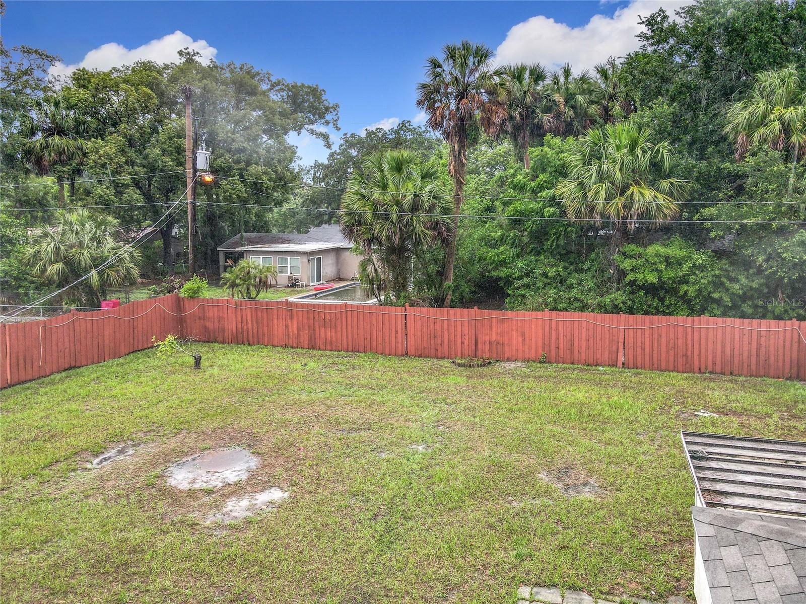 Image 27 of 41 For 810 Catalina Drive
