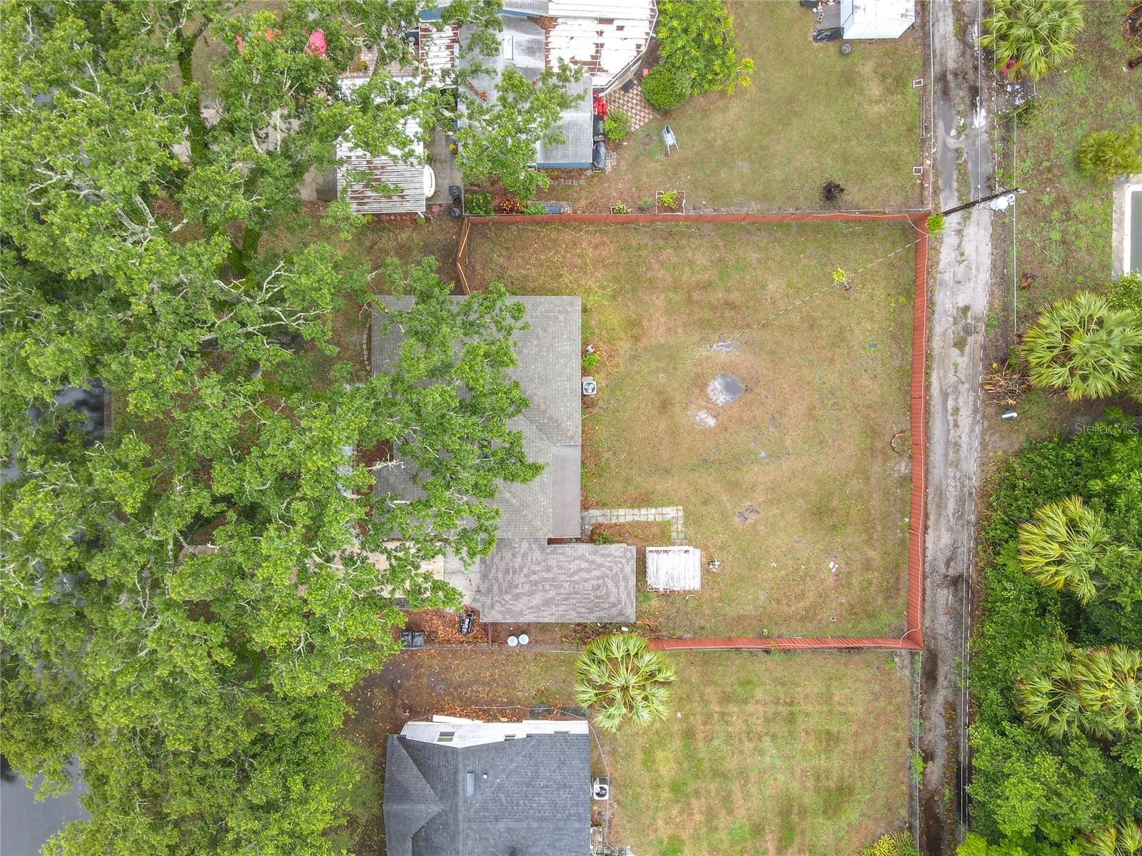 Image 29 of 41 For 810 Catalina Drive