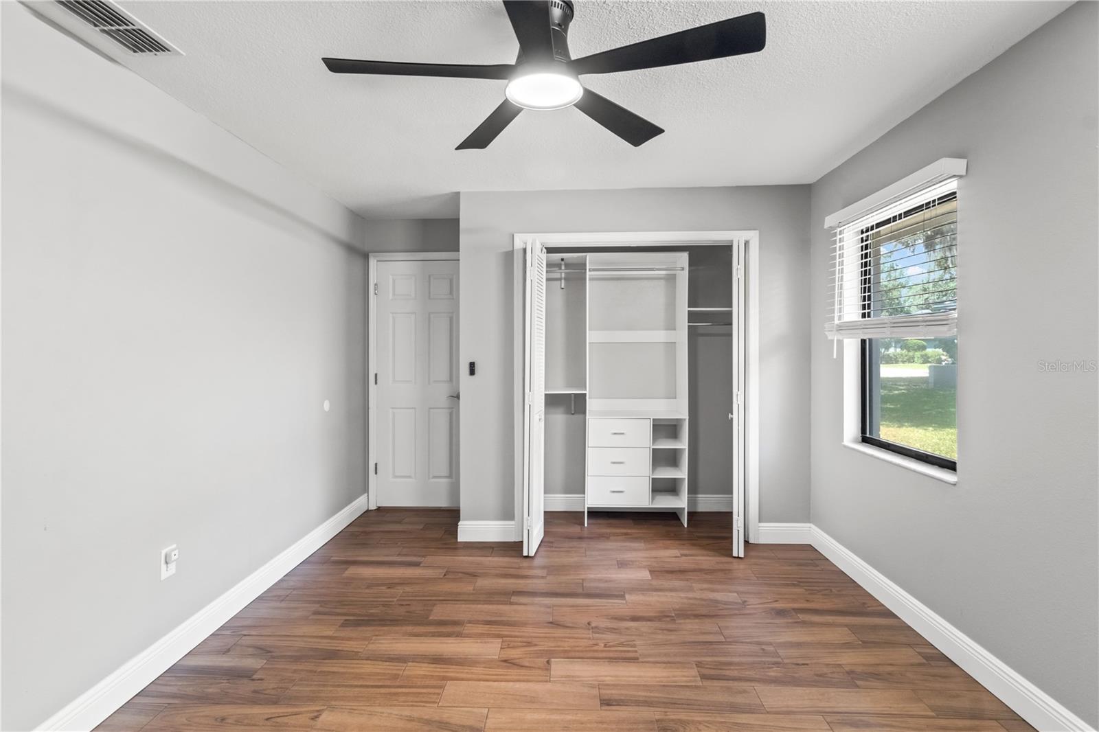 Image 18 of 50 For 6402 Beechnut Drive