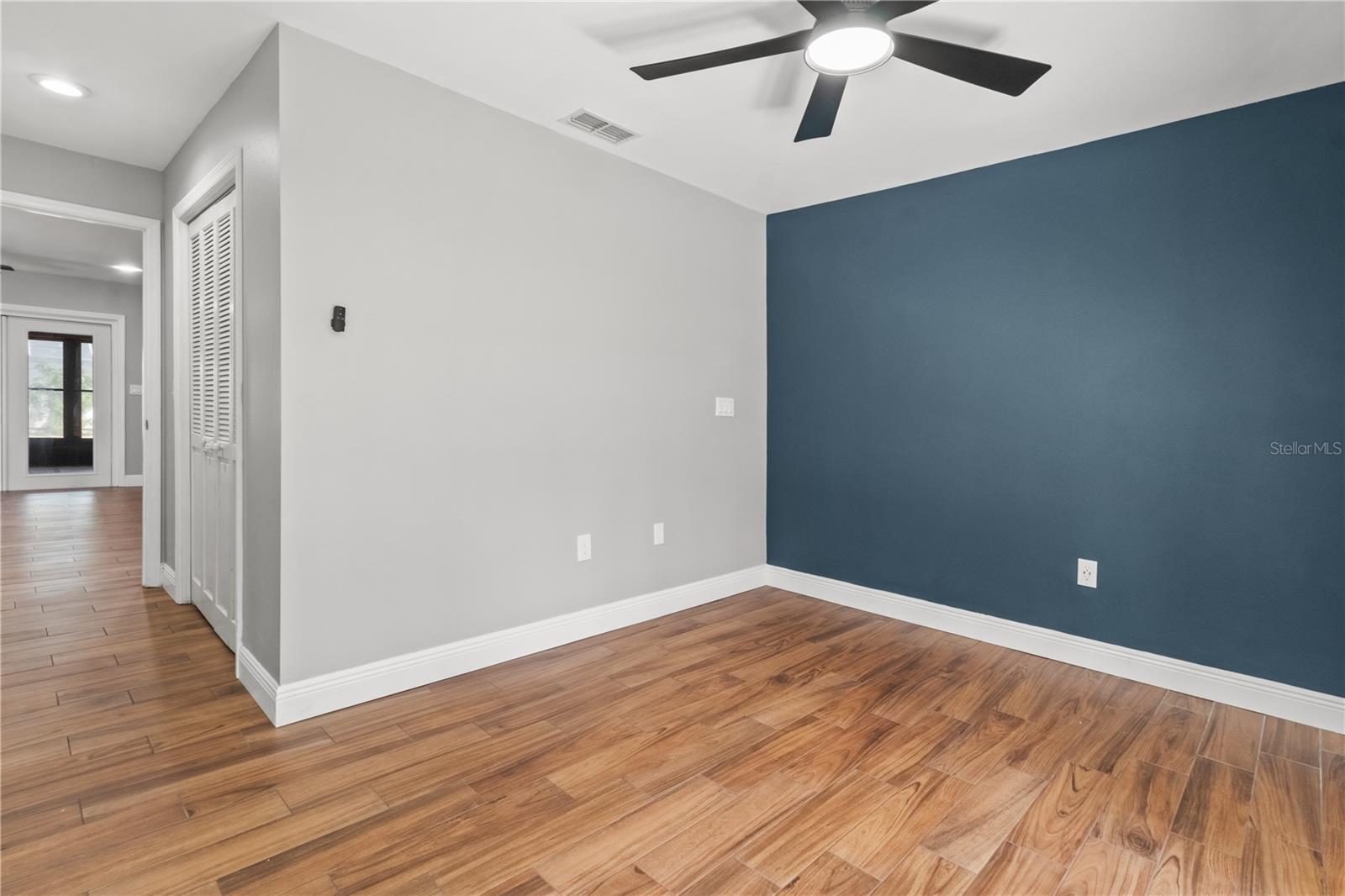 Image 19 of 50 For 6402 Beechnut Drive