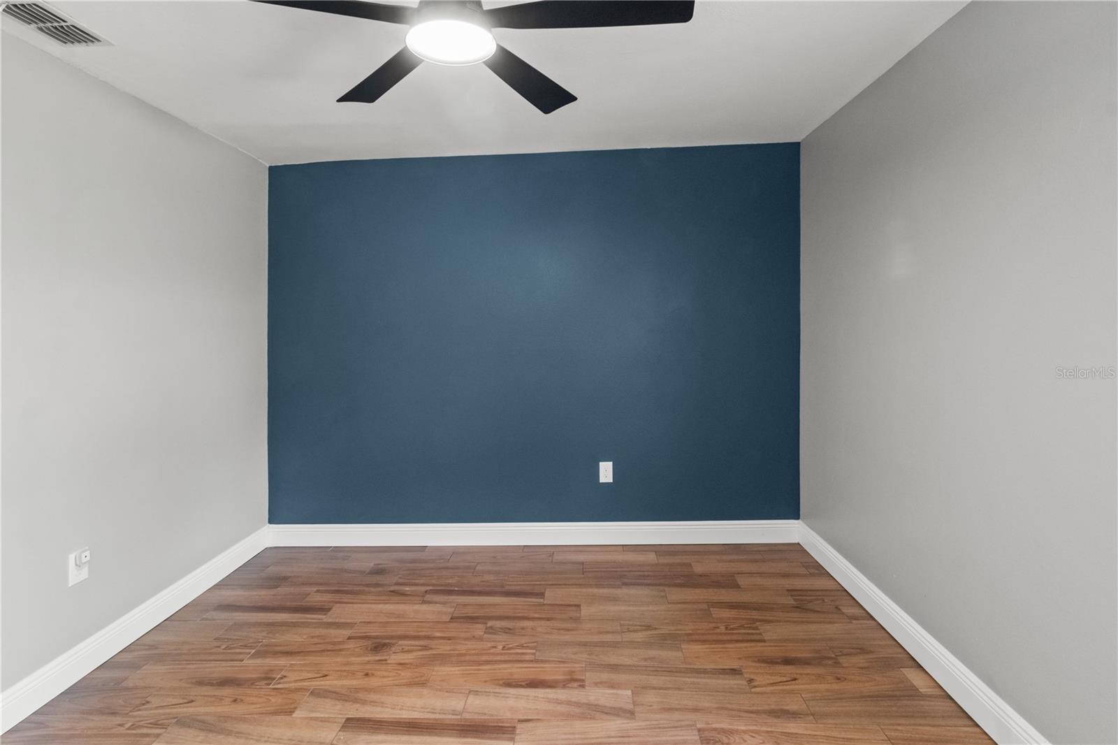 Image 23 of 50 For 6402 Beechnut Drive