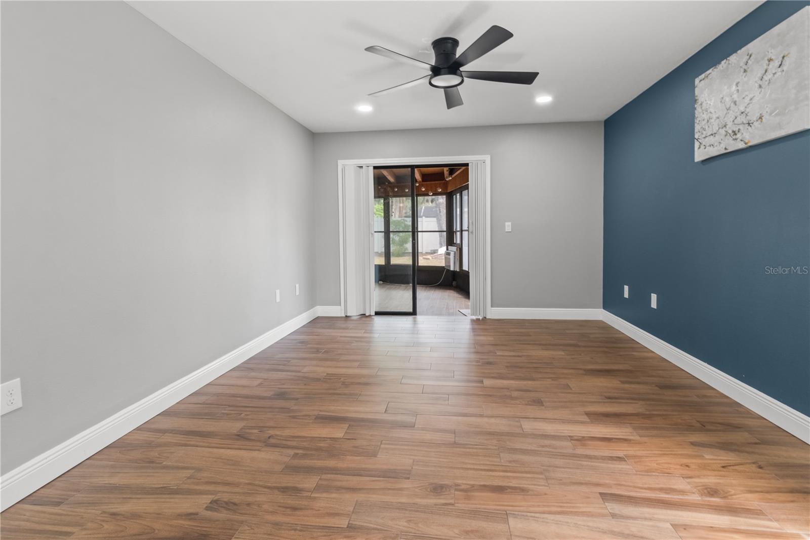 Image 27 of 50 For 6402 Beechnut Drive