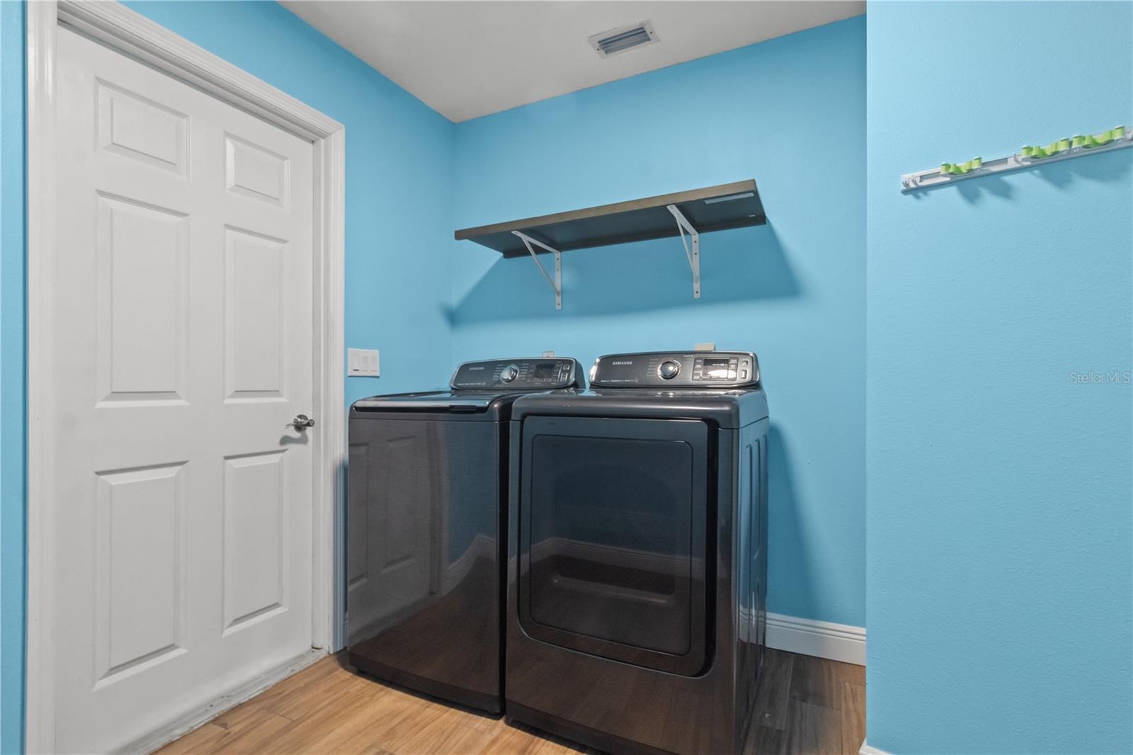 Image 36 of 50 For 6402 Beechnut Drive