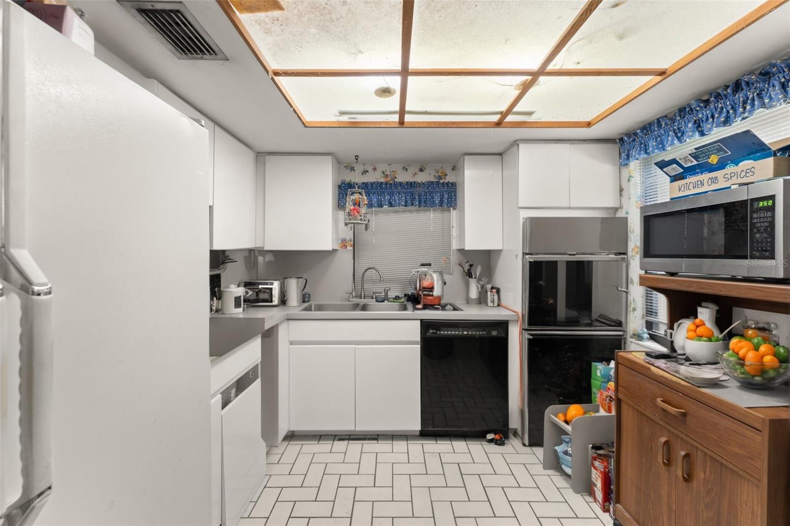 Image 4 of 15 For 6301 Parson Brown Drive