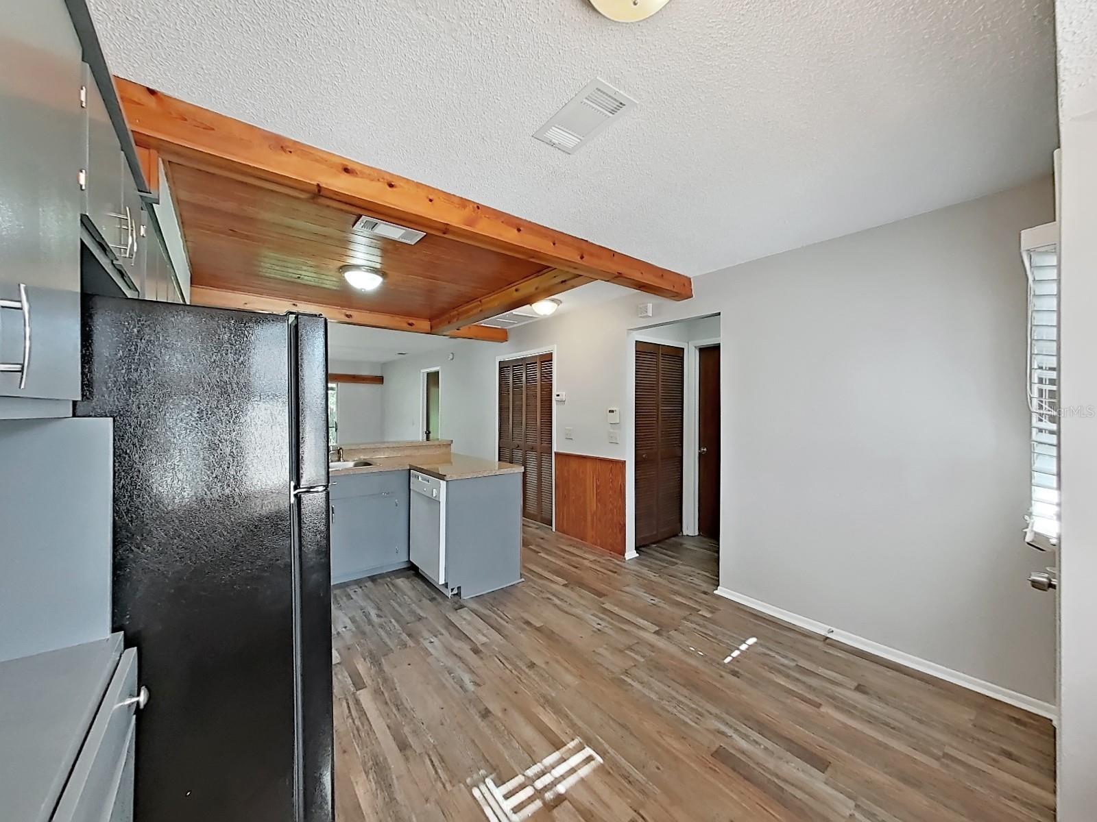 Image 33 of 43 For 12627 Cherrydale Lane
