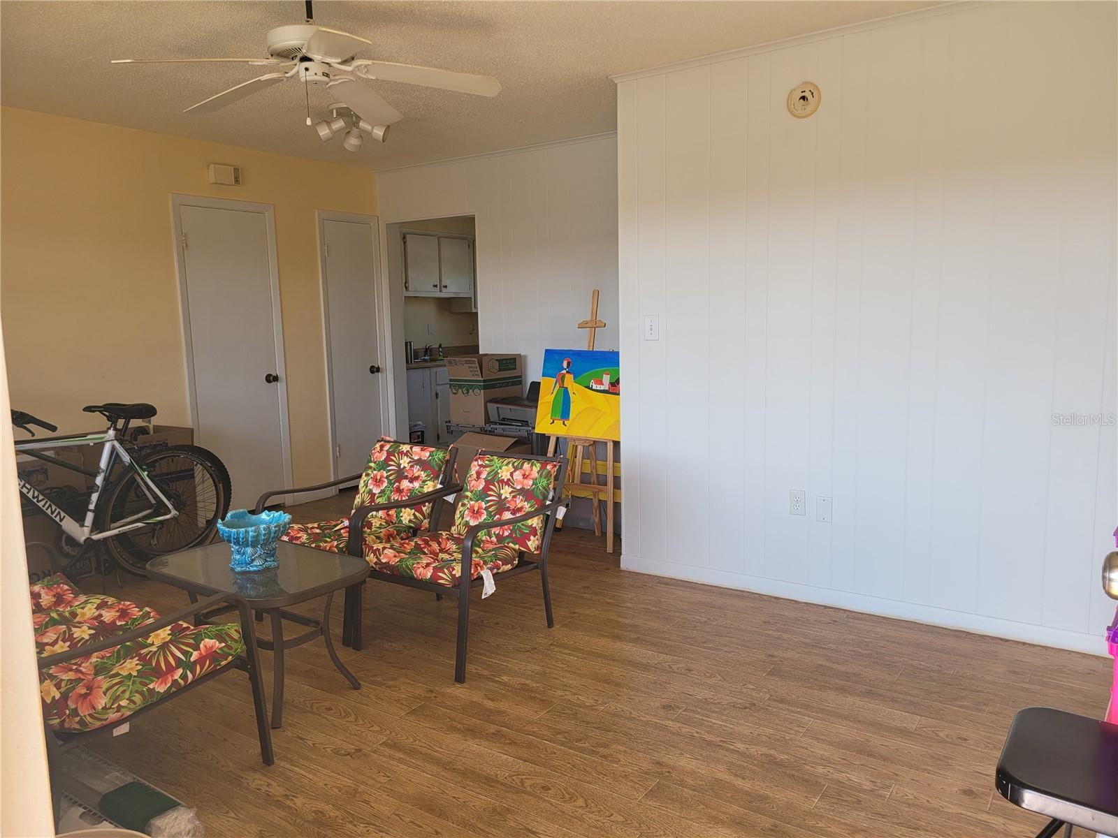 Image 7 of 10 For 5505 Hernandes Drive 118