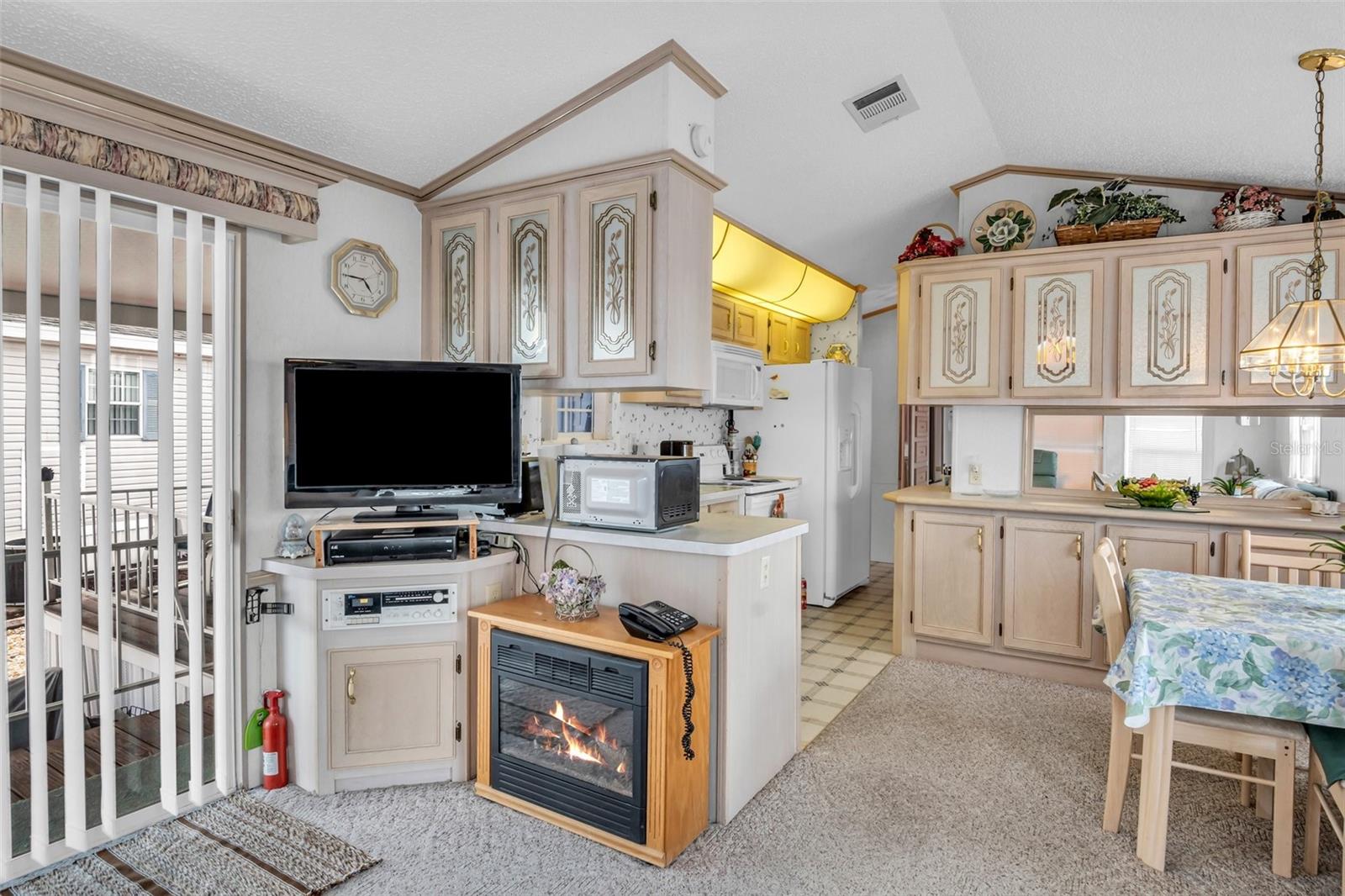 Image 13 of 22 For 733 Center Crest Boulevard