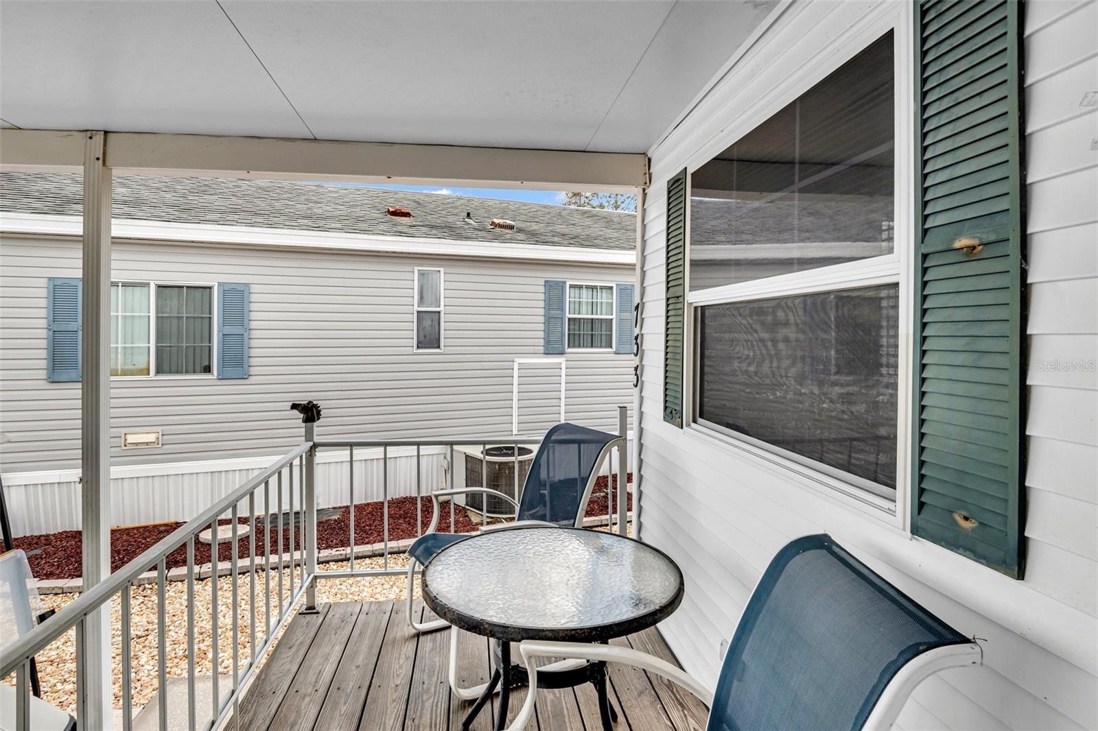 Image 4 of 22 For 733 Center Crest Boulevard