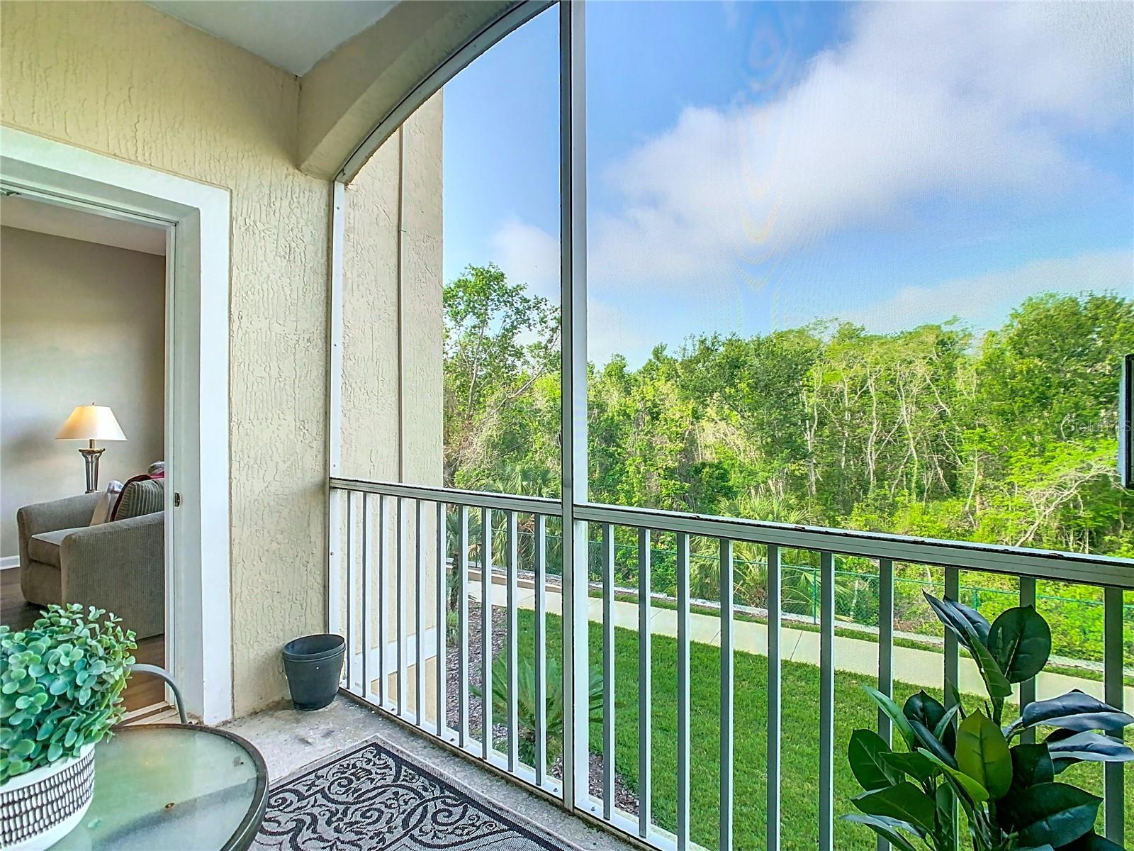 Image 41 of 92 For 2300 Silver Palm Drive 205