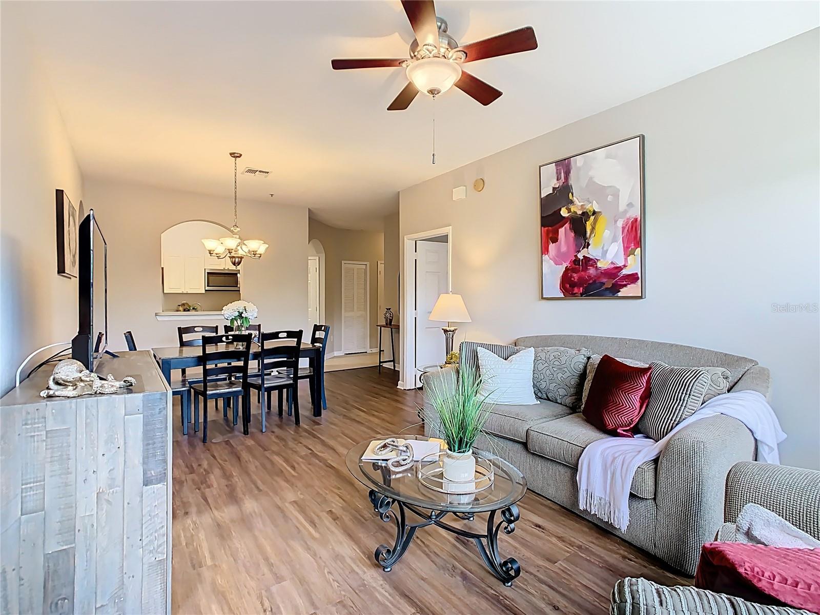 Image 6 of 92 For 2300 Silver Palm Drive 205