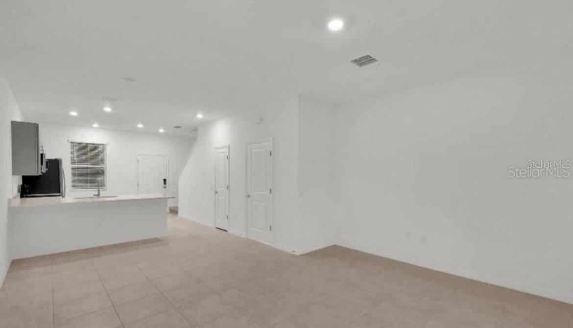 Image 3 of 15 For 2081 Viewfinder St