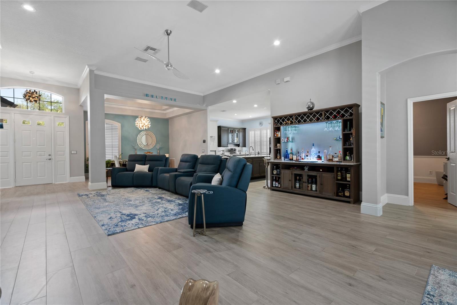Image 12 of 66 For 10662 Woodchase Circle