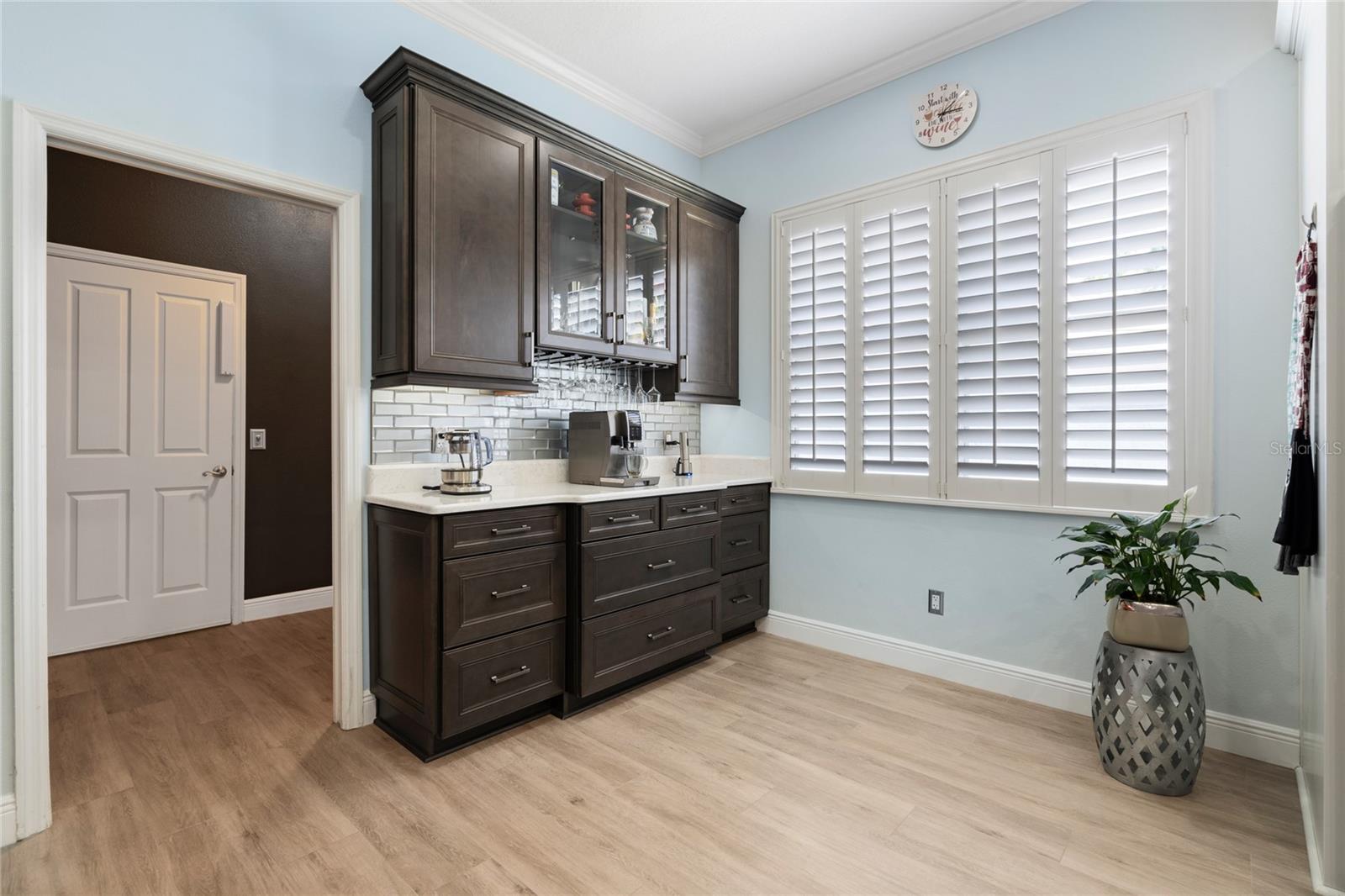Image 17 of 66 For 10662 Woodchase Circle