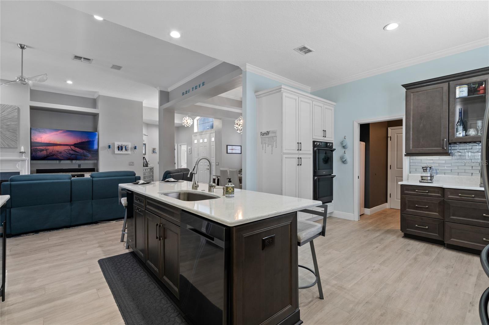 Image 18 of 66 For 10662 Woodchase Circle