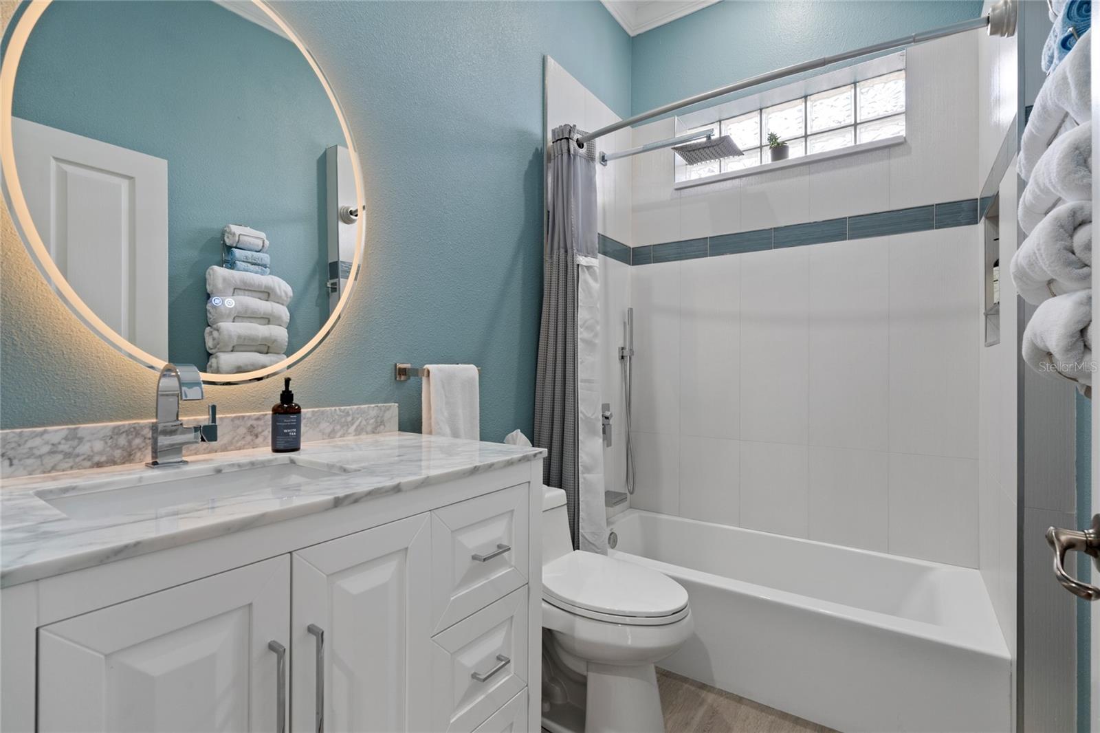 Image 36 of 66 For 10662 Woodchase Circle