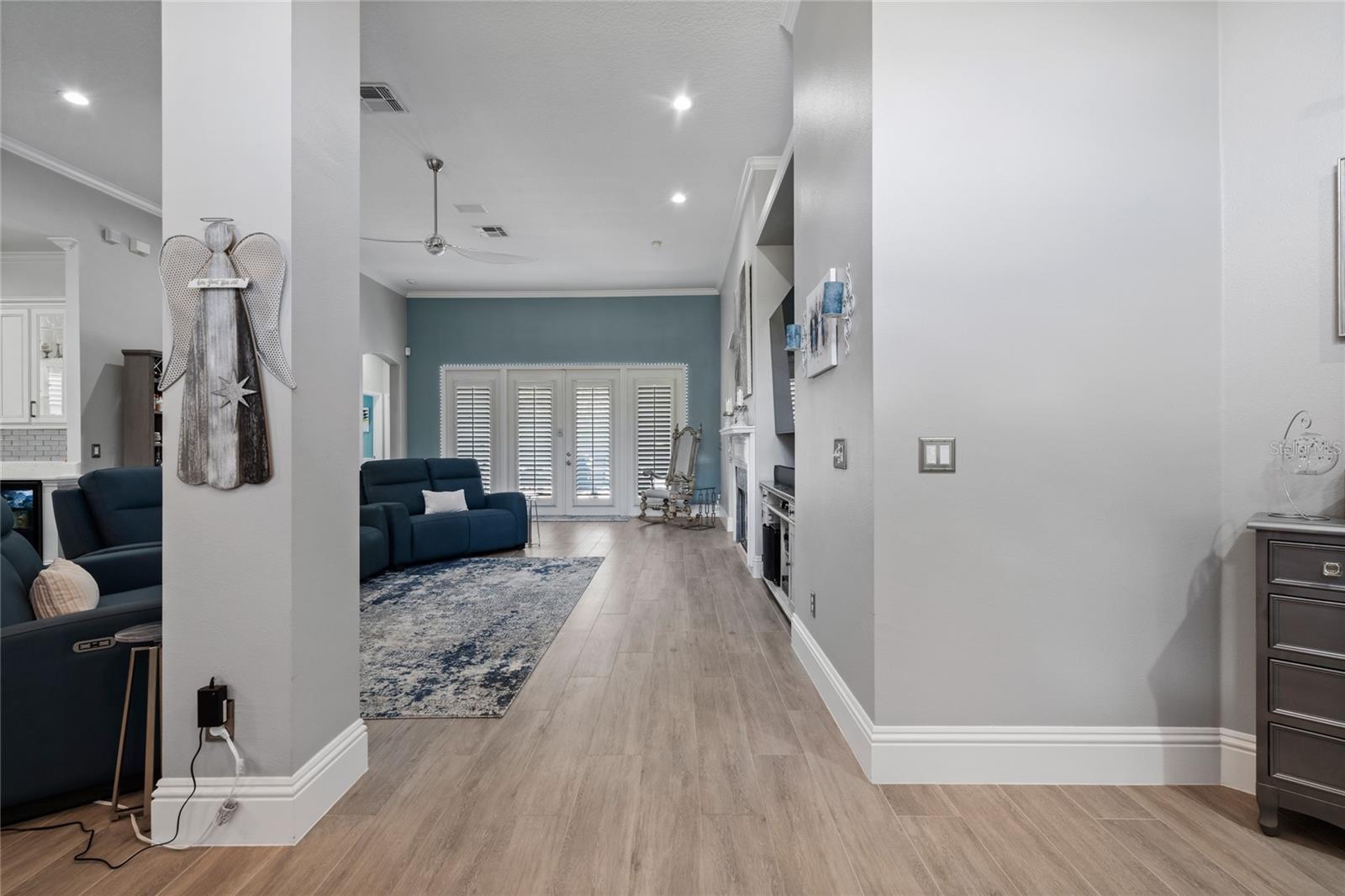 Image 7 of 66 For 10662 Woodchase Circle