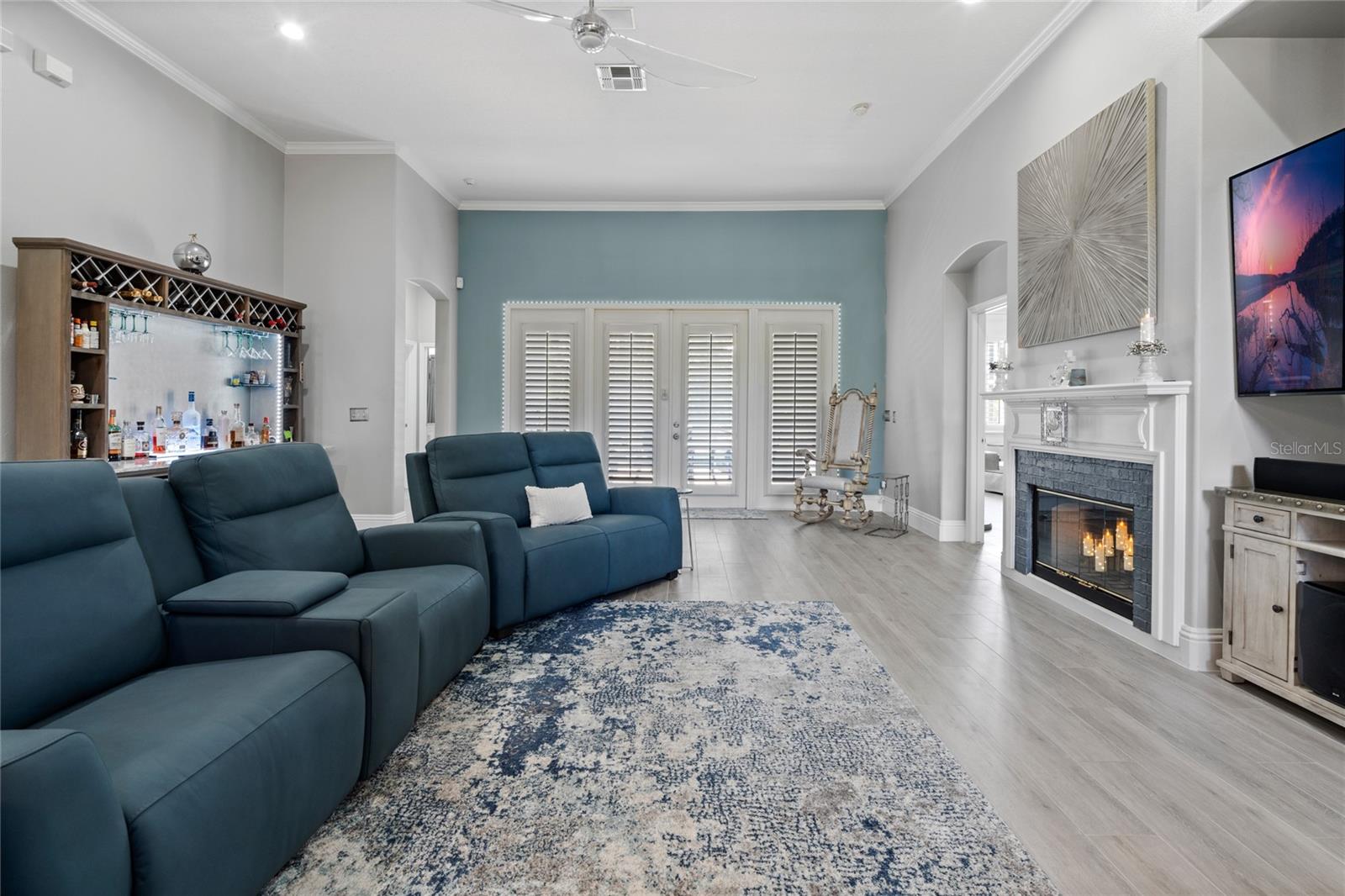Image 9 of 66 For 10662 Woodchase Circle