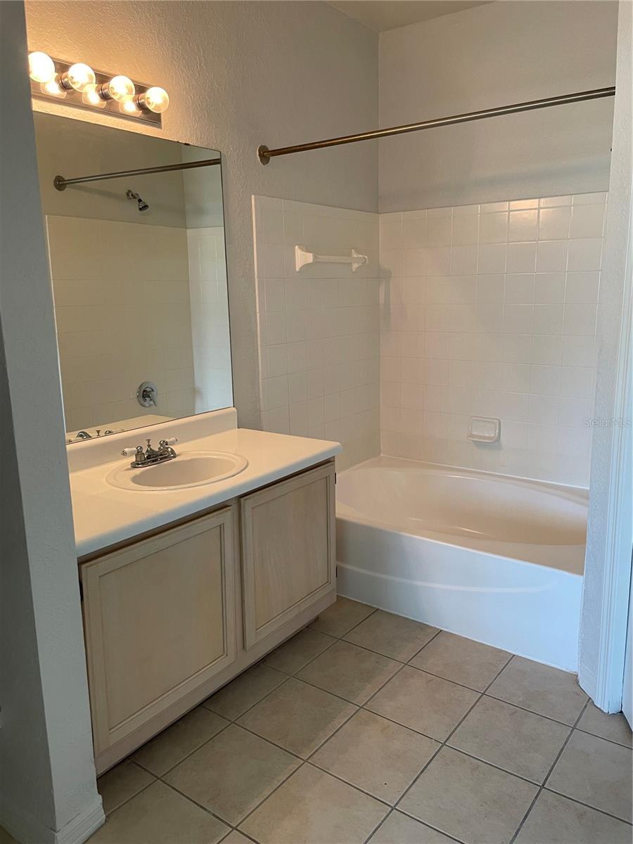 Image 6 of 20 For 3480 Soho Street B08
