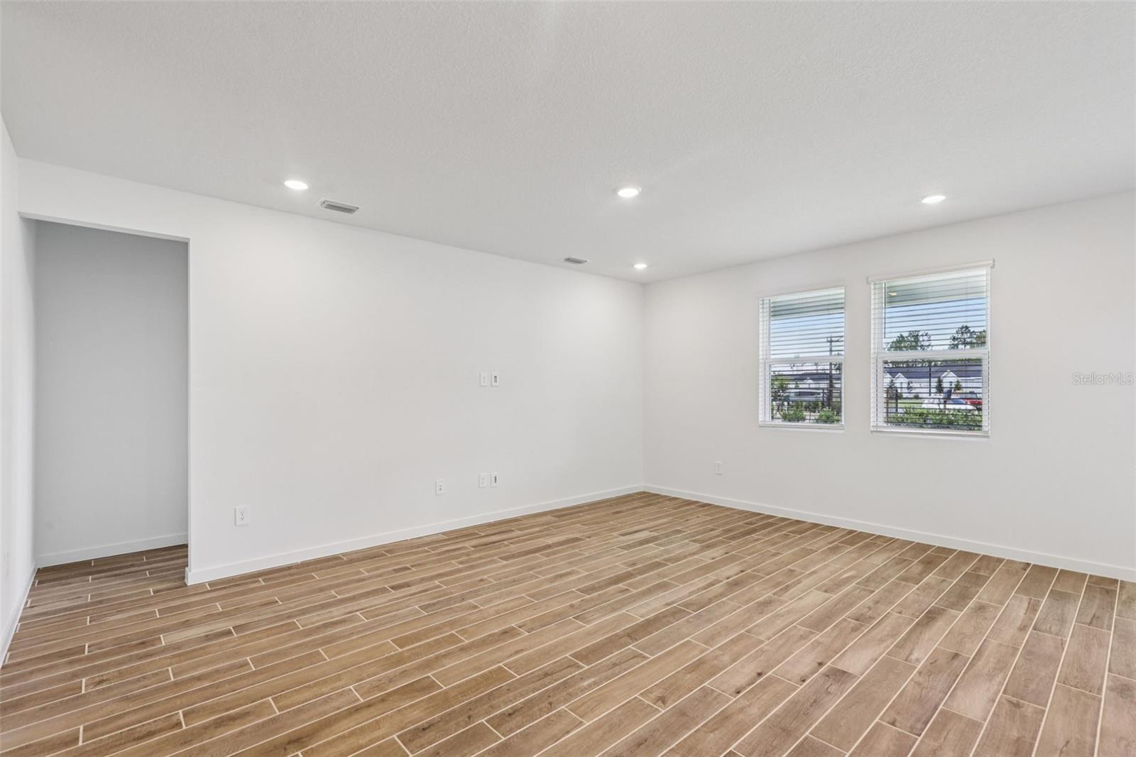 Image 32 of 42 For 66 Tequesta Court