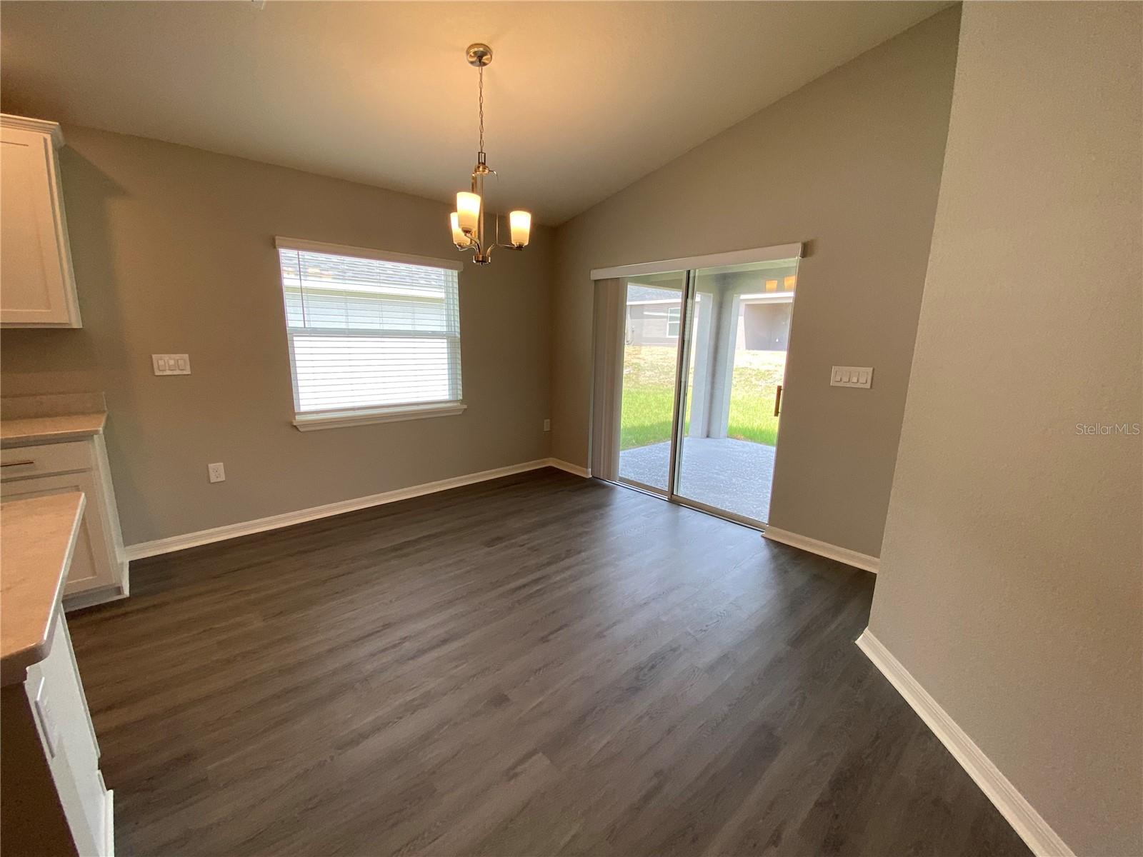 Image 4 of 28 For 1304 Mountain Flower Lane