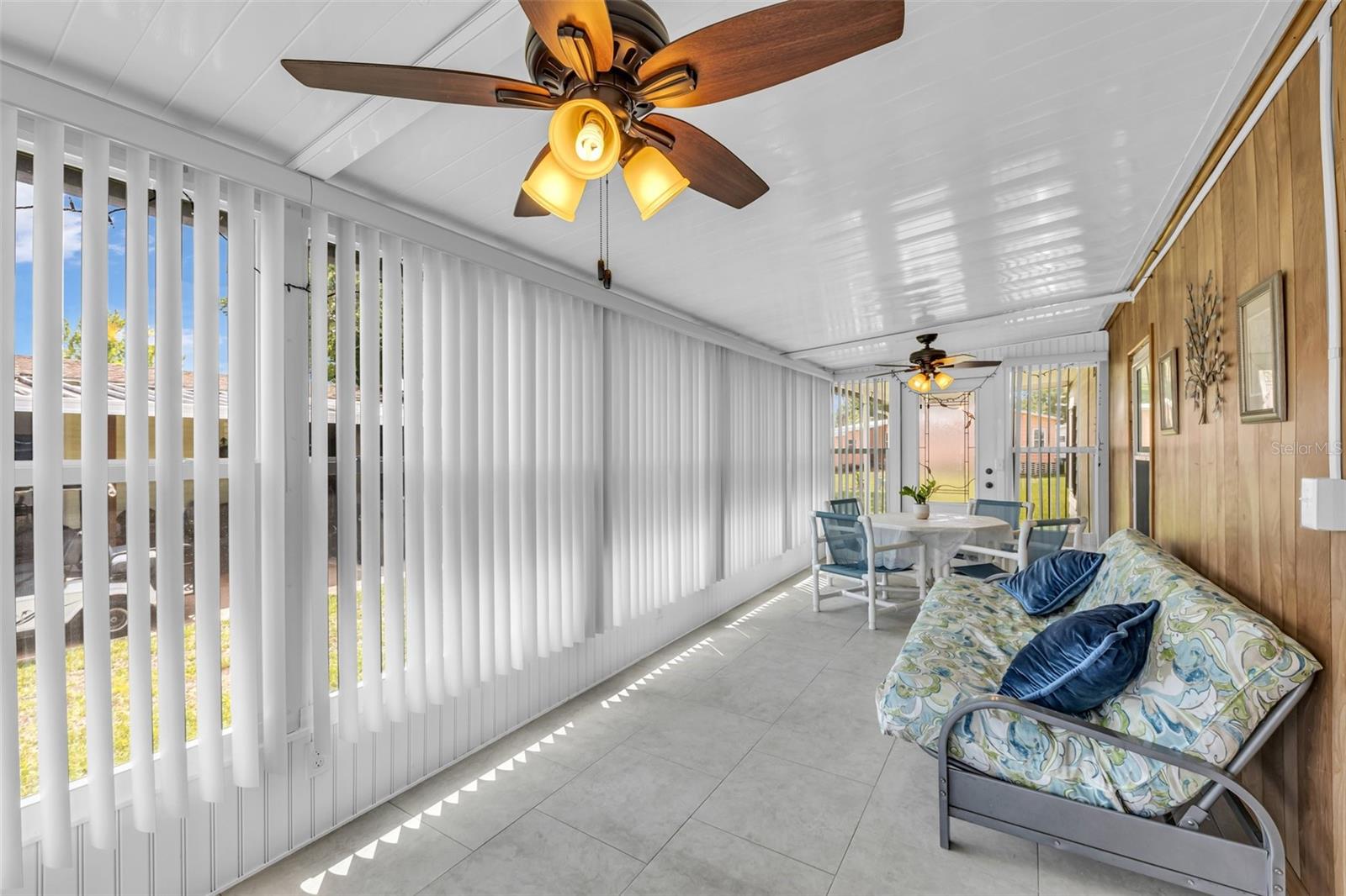 Image 18 of 25 For 453 Tivoli Park Drive