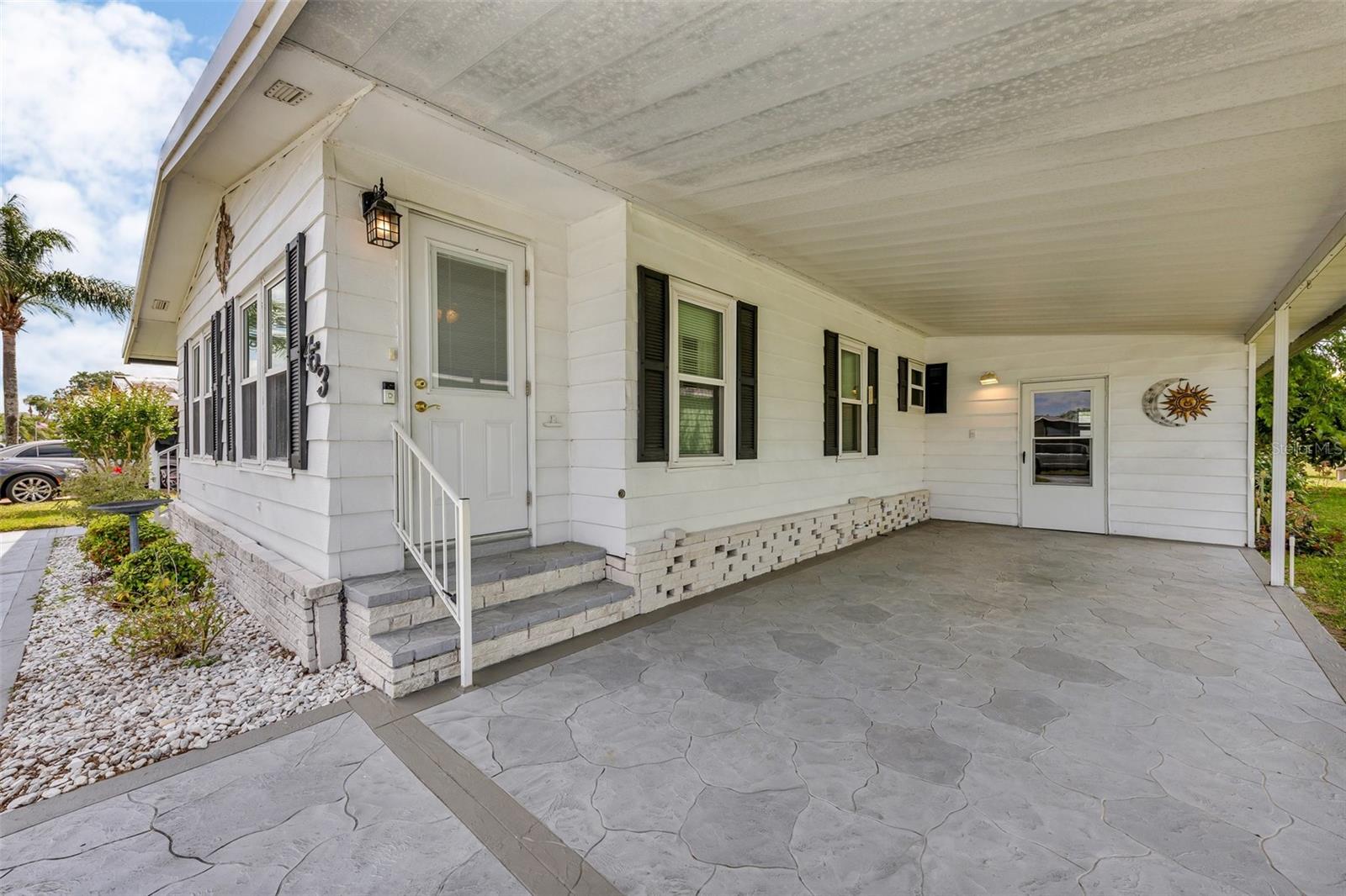 Image 21 of 25 For 453 Tivoli Park Drive
