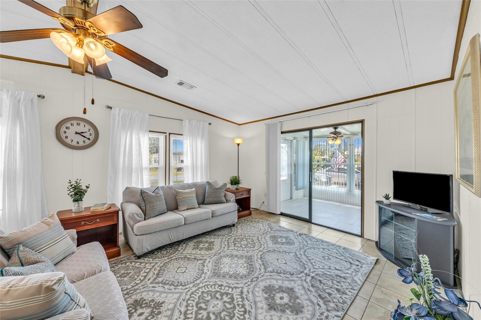 Image 3 of 25 For 453 Tivoli Park Drive