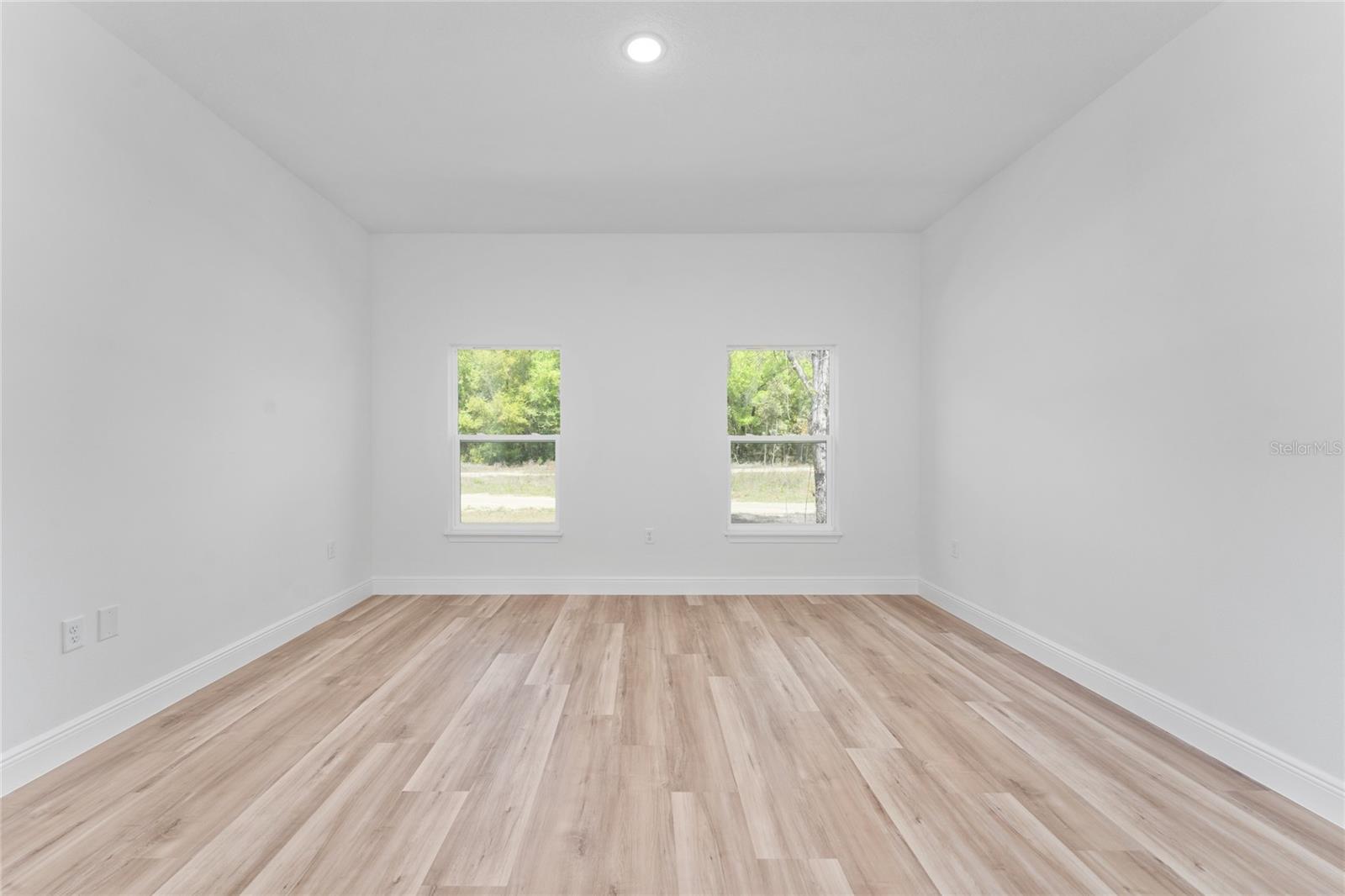 Image 12 of 41 For 2787 Sharpes Drive