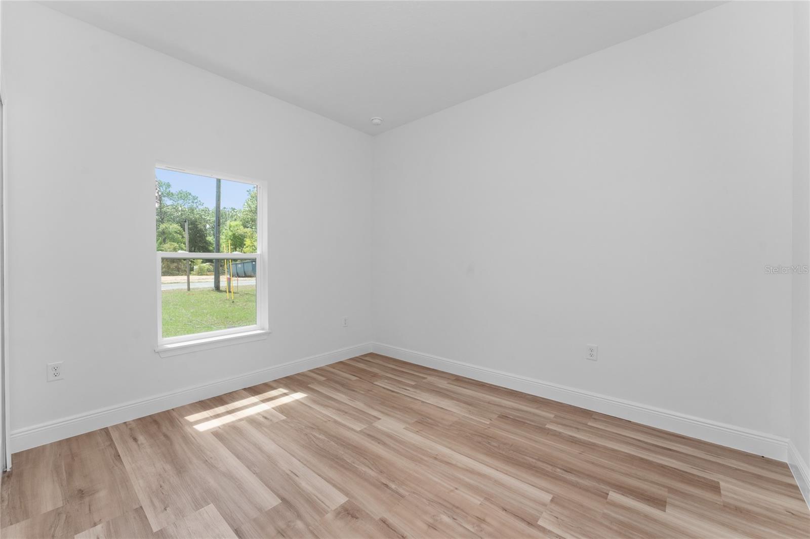 Image 17 of 41 For 2787 Sharpes Drive
