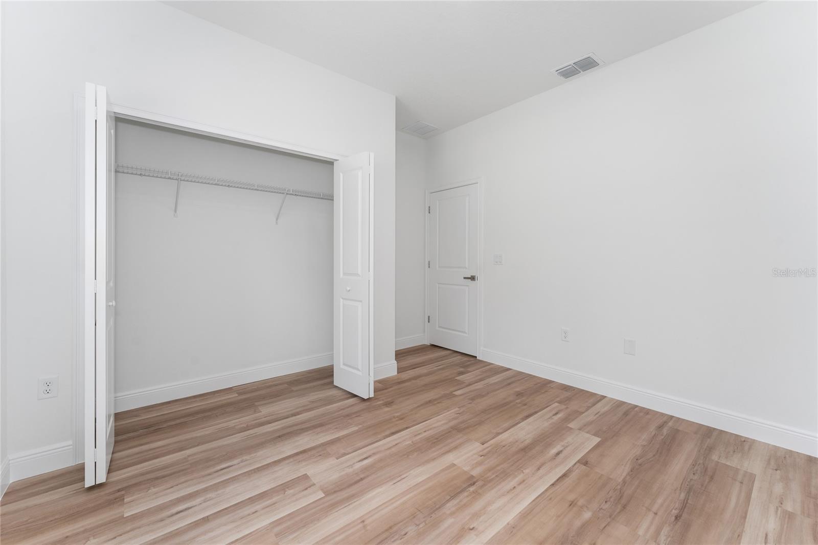 Image 20 of 41 For 2787 Sharpes Drive