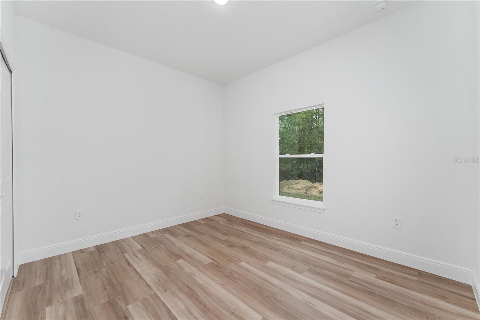 Image 22 of 41 For 2787 Sharpes Drive