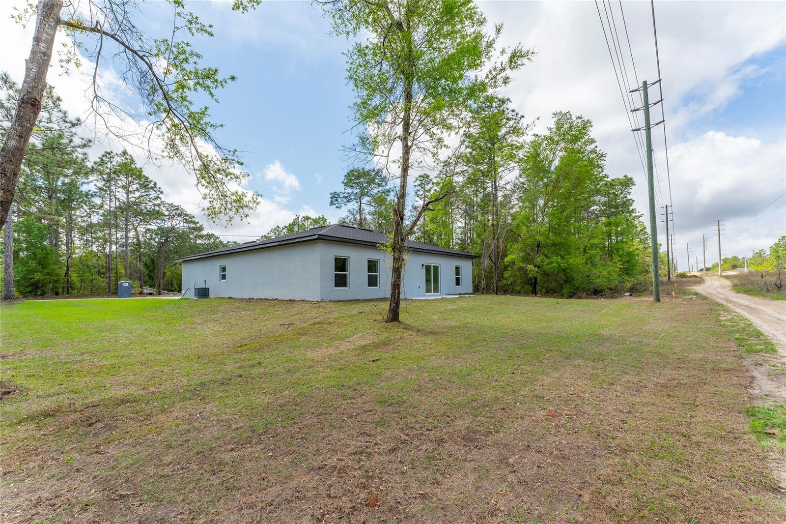 Image 30 of 41 For 2787 Sharpes Drive