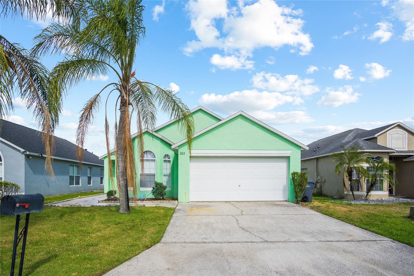 Details for 202 Aylesbury Lane, DAVENPORT, FL 33837