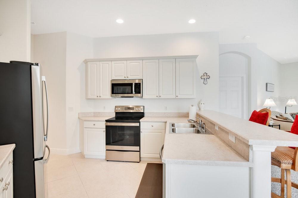Image 15 of 51 For 333 La Creek Court