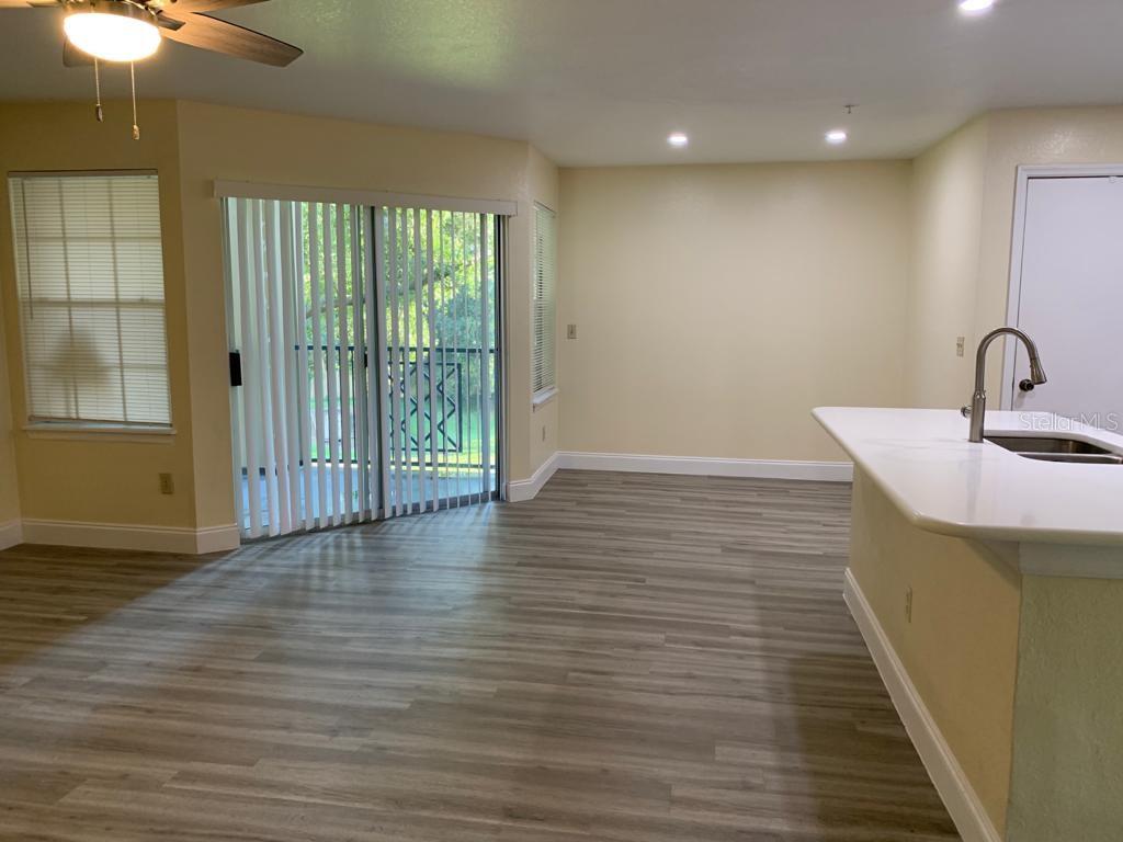 Image 5 of 28 For 7220 Westpointe Boulevard 1421