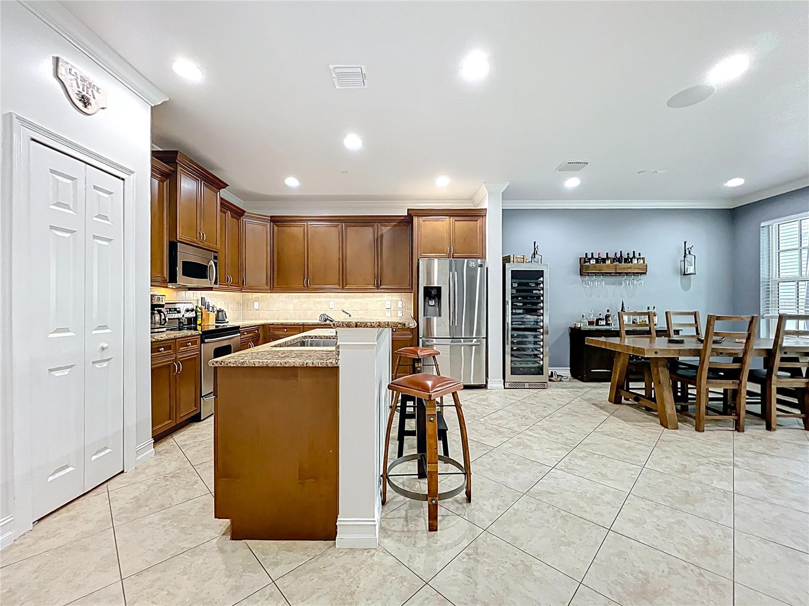 Image 14 of 72 For 2240 Osprey Avenue