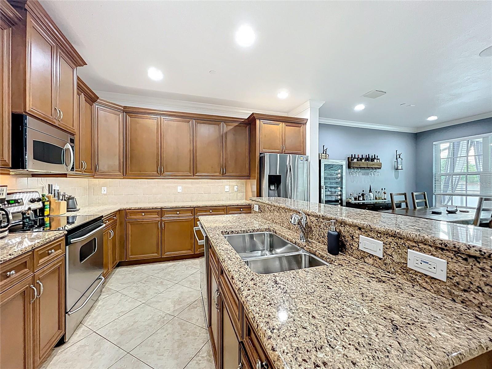 Image 16 of 72 For 2240 Osprey Avenue