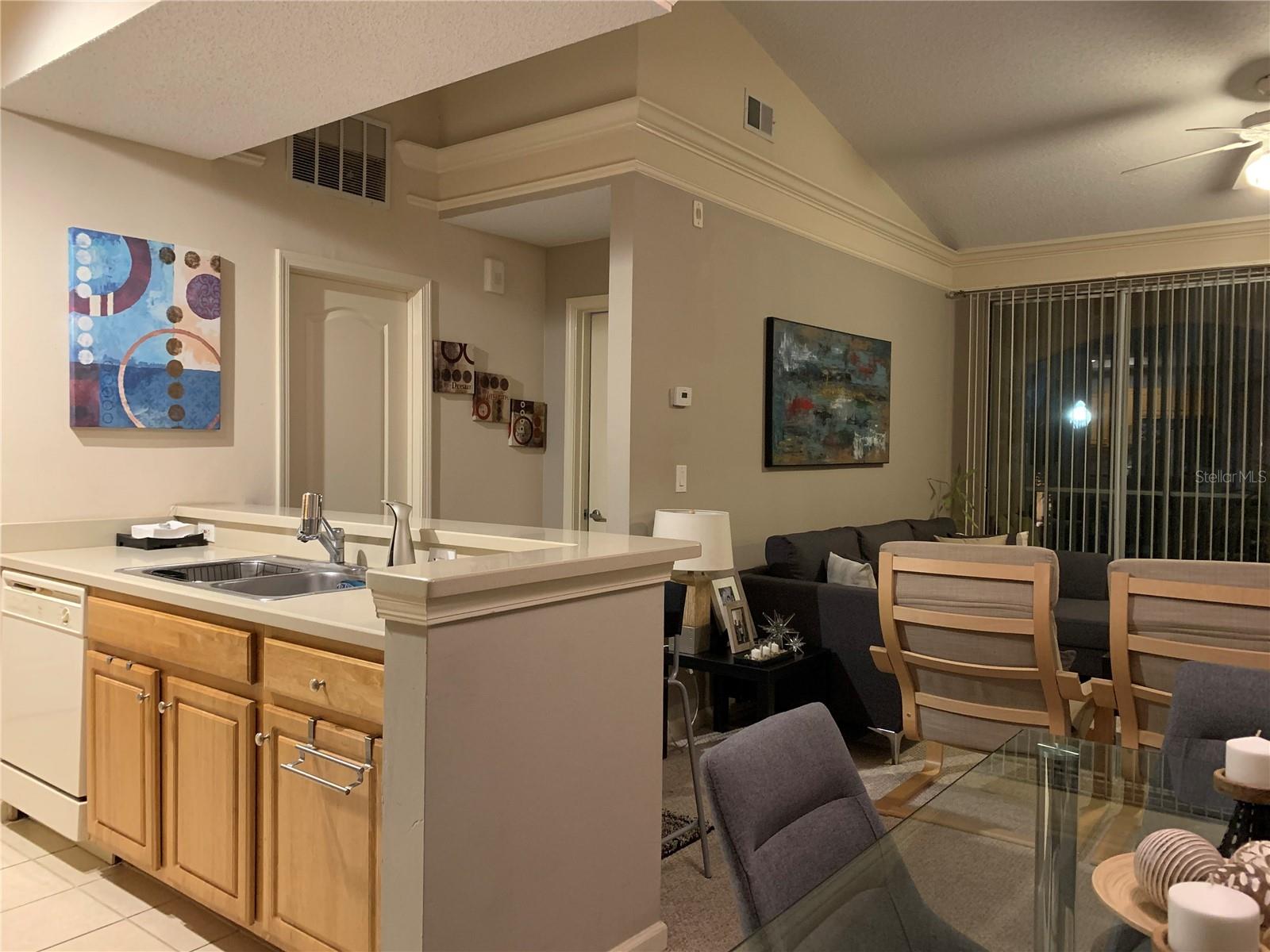 Image 10 of 23 For 12307 Lantana Park Lane 106