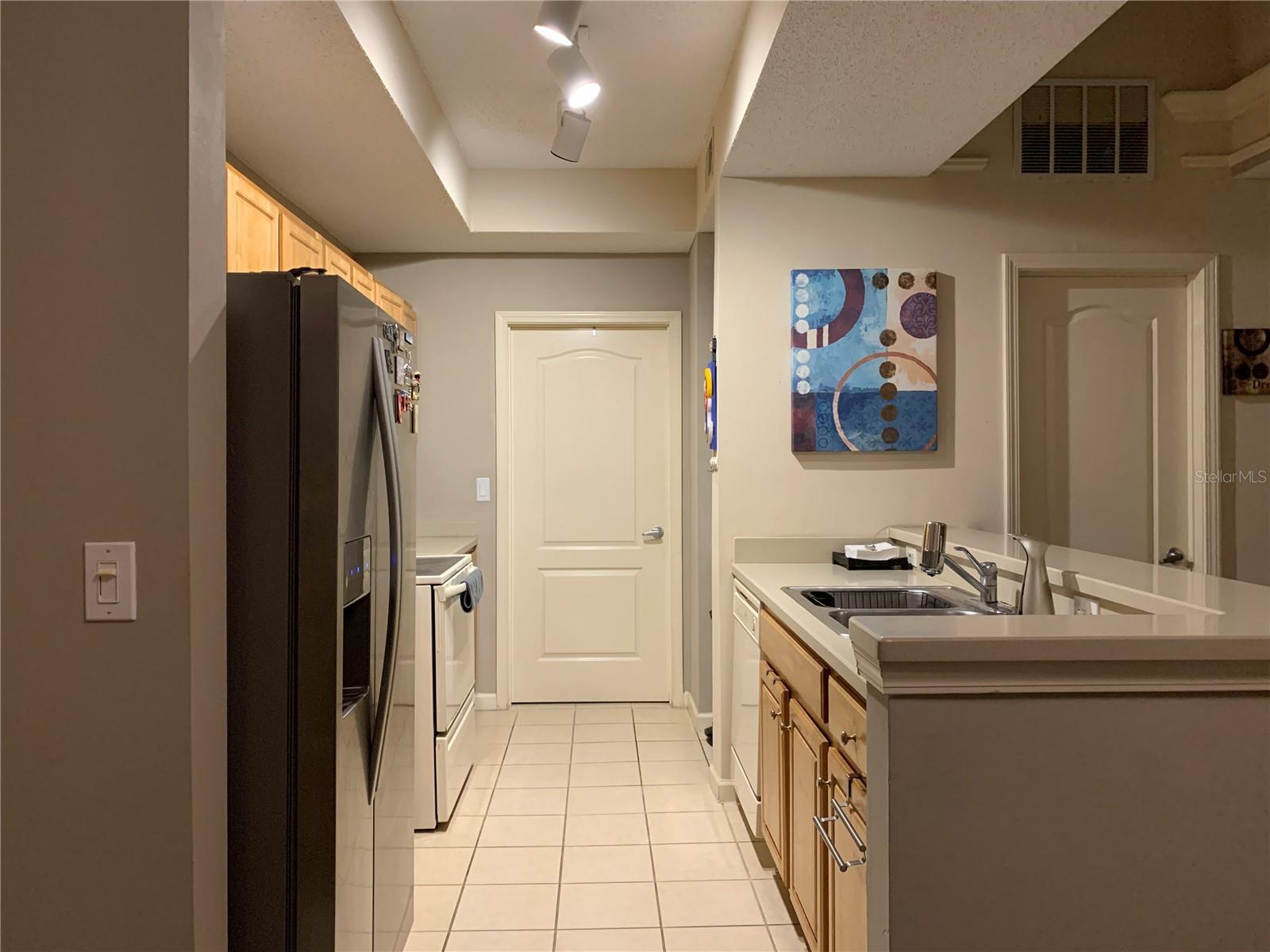 Image 11 of 23 For 12307 Lantana Park Lane 106