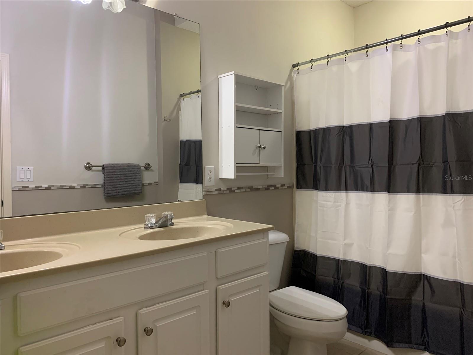 Image 13 of 23 For 12307 Lantana Park Lane 106